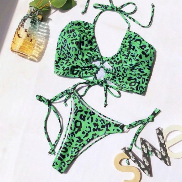 green cheetah print Cheeky bikini - Picture 2 of 5